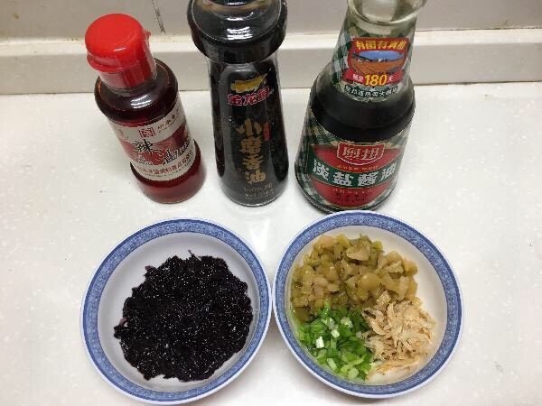 自制豆腐脑,准备配料,足足的才好吃