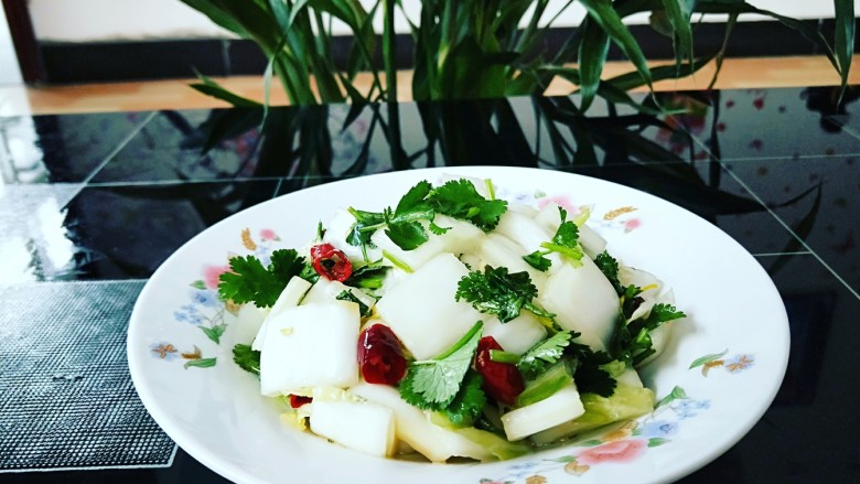 新年第一餐~解油腻的小菜爆淹白菜帮,成品图