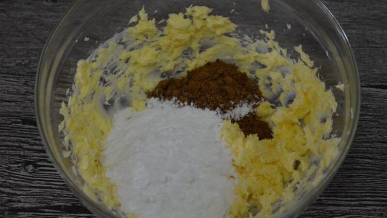 年货-送礼佳品~咖啡粒粒杏仁饼,加入糖粉和<a style='color:red;display:inline-block;' href='/shicai/ 133375'>红糖粉</a>