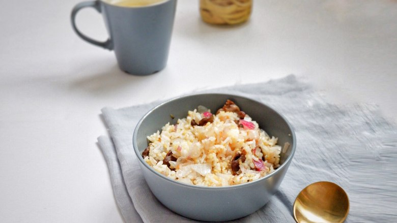 快手早餐洋葱炒饭