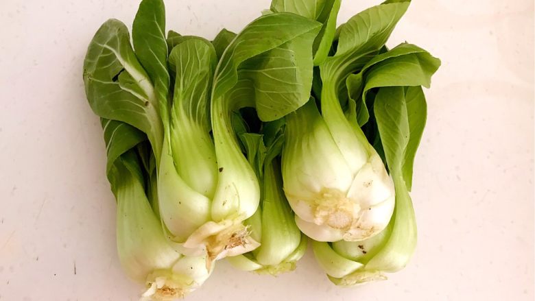 10分钟快手菜 蚝汁烧菌菇,<a style='color:red;display:inline-block;' href='/shicai/ 115'>油菜</a>
