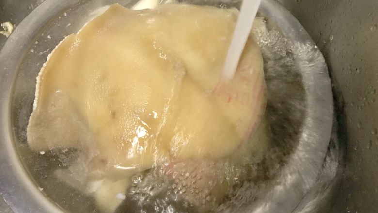 狗年旺旺,年夜饭系列🔟雨花石水晶冻,过冷水,清洗。