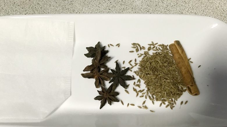 狗年旺旺,年夜饭系列🔟雨花石水晶冻,准备调味料。