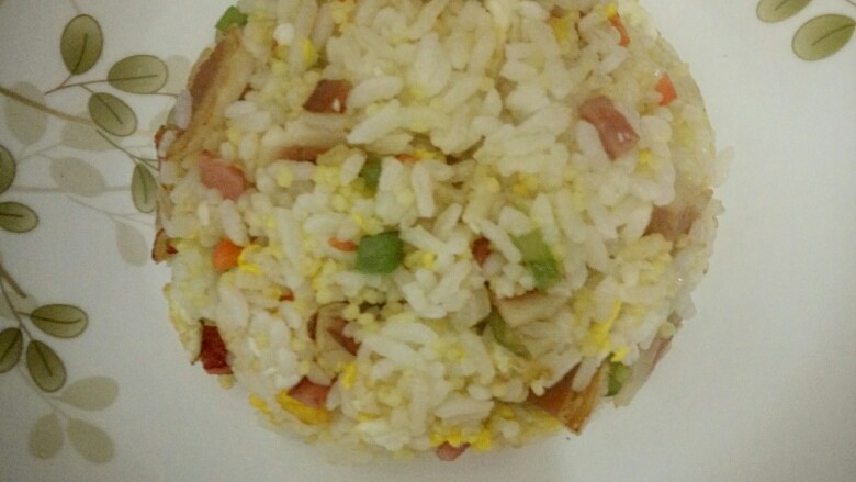 鱼丸炒饭