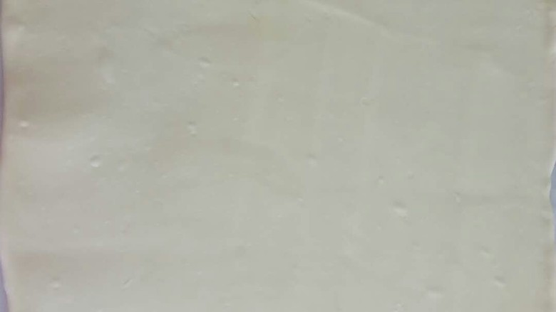 麻将烧饼,大小随意,建议尽可能的大一些,薄一些就好。
