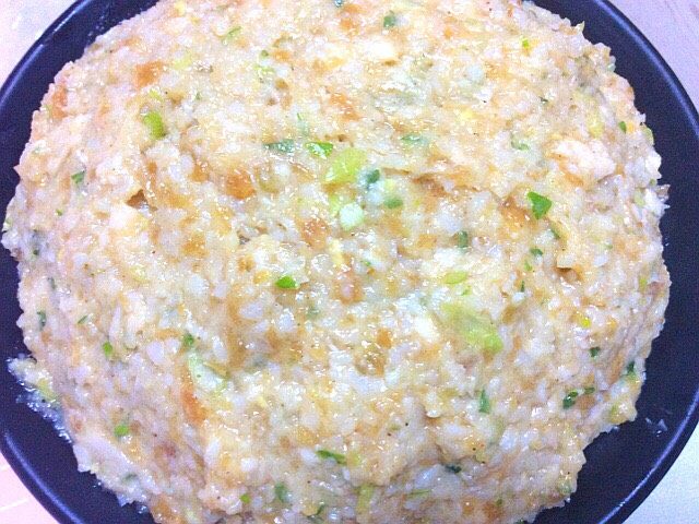 初五的饺子+连财(莲菜)元宝饺子,装盘备用