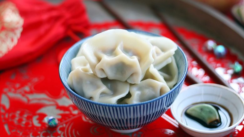 大年初五 破五 迎财神 吃饺子 芹菜猪肉水饺,成品图。