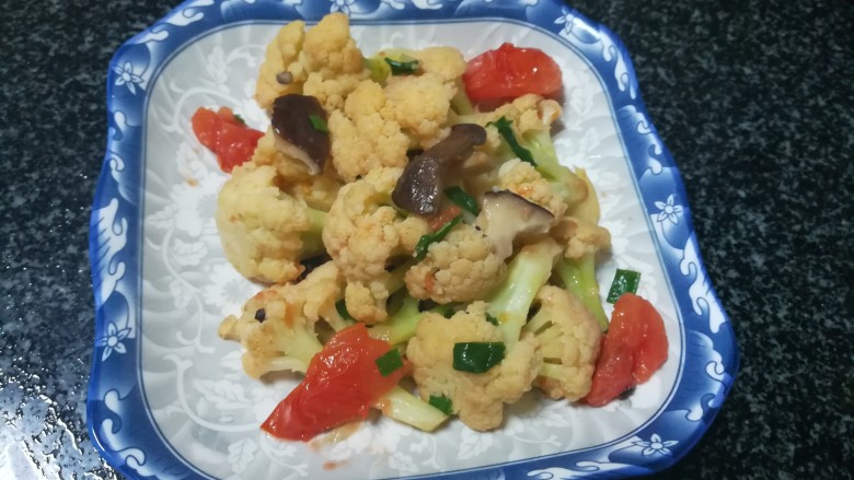 好下饭,更好下酒的炒花菜,成品图。