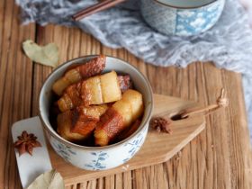 五花肉烧土豆干
