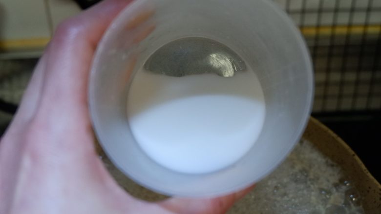 日本豆腐虾仁汤，鲜美无油,淀粉水