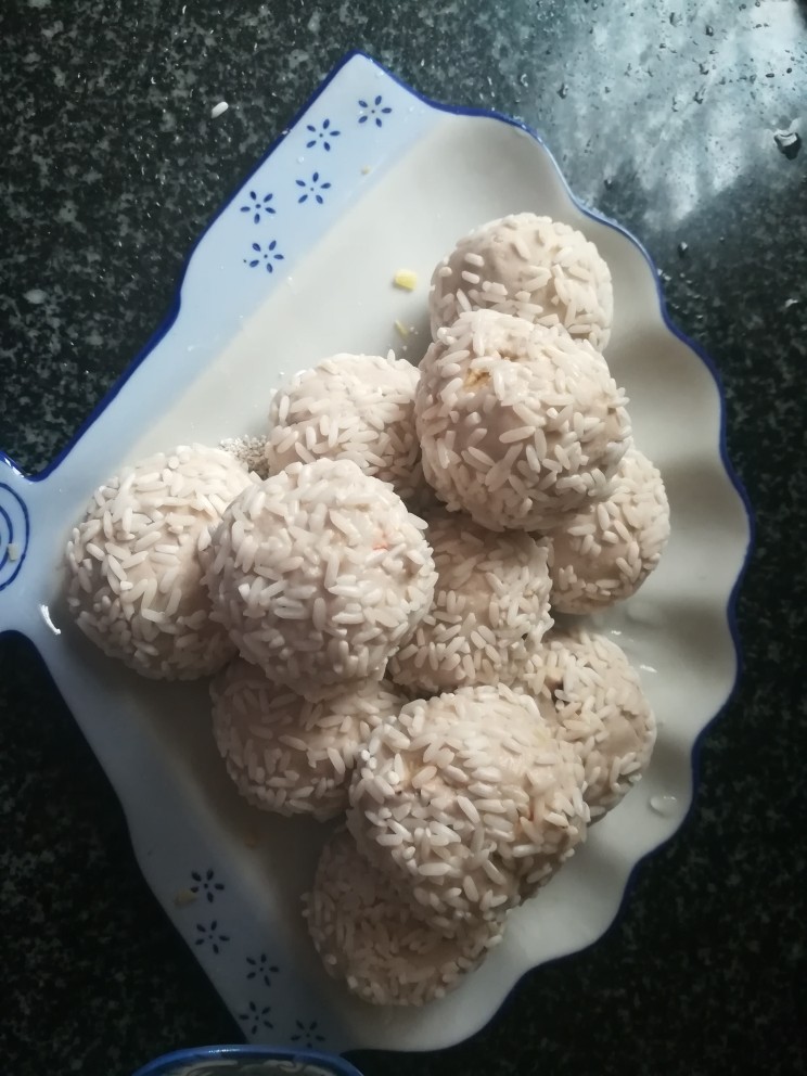 #客家美食#珍珠圆,很多很多珍珠圆,可以下锅蒸啦。