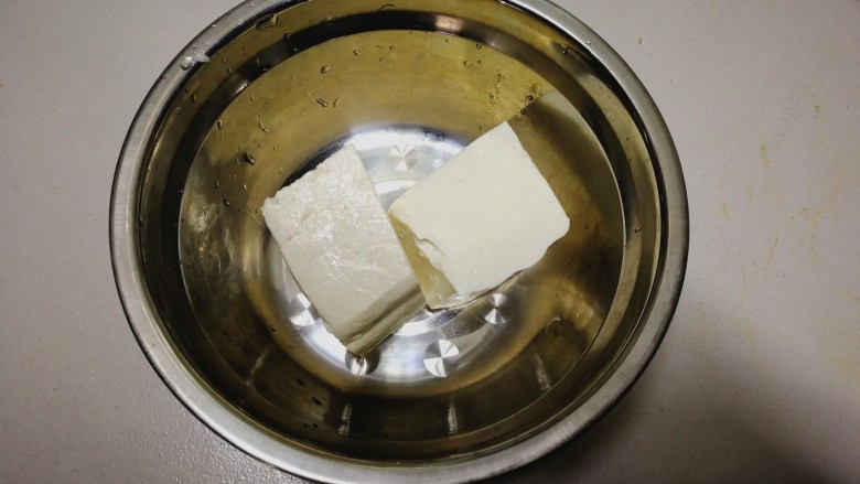 年味+咪咪小姐拜年~盐卤豆腐糯米圆子,准备500盐卤豆腐