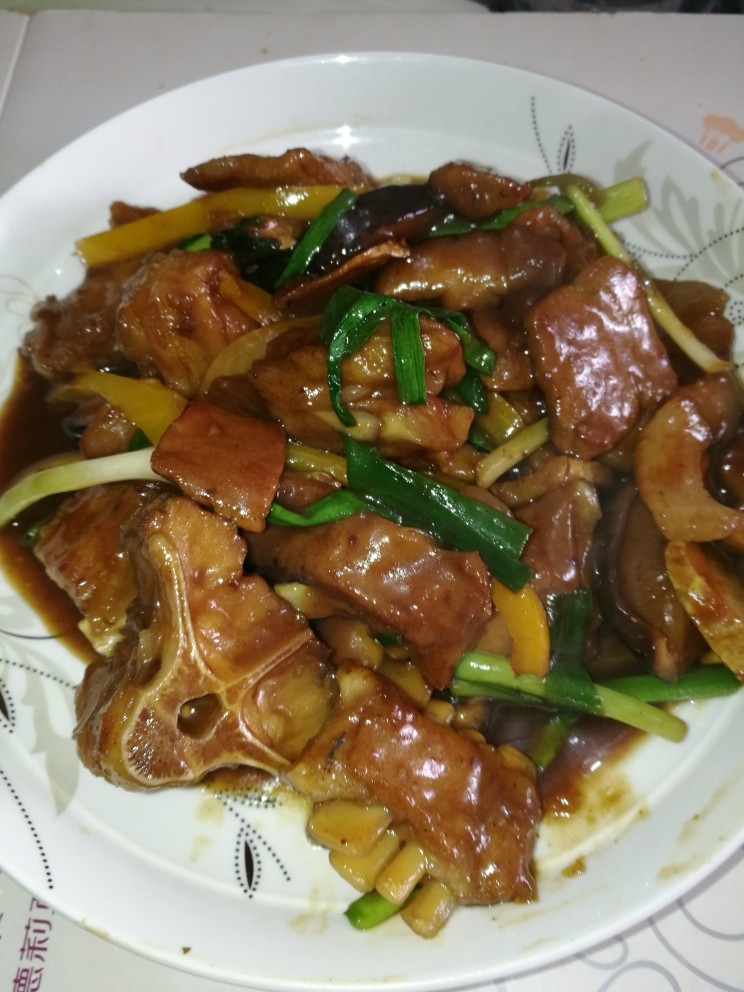 菜谱#红烧鳄鱼肉#(创建于25/2~2018),成品图。