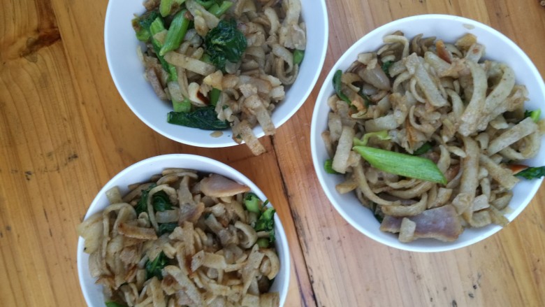 炒豆丝,炒好的豆丝非常好吃