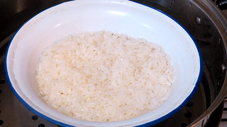 花儿朵朵之【双色培根烧卖】 ,干蒸30分钟, 待用