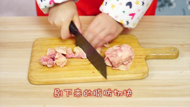 萝卜炖牛仔骨,炖牛肉,用牛油会更香。