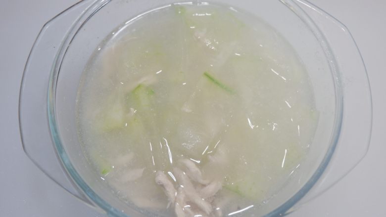 薏米冬瓜鸡丝汤—我的厨房无油烟,取出搅拌一下,