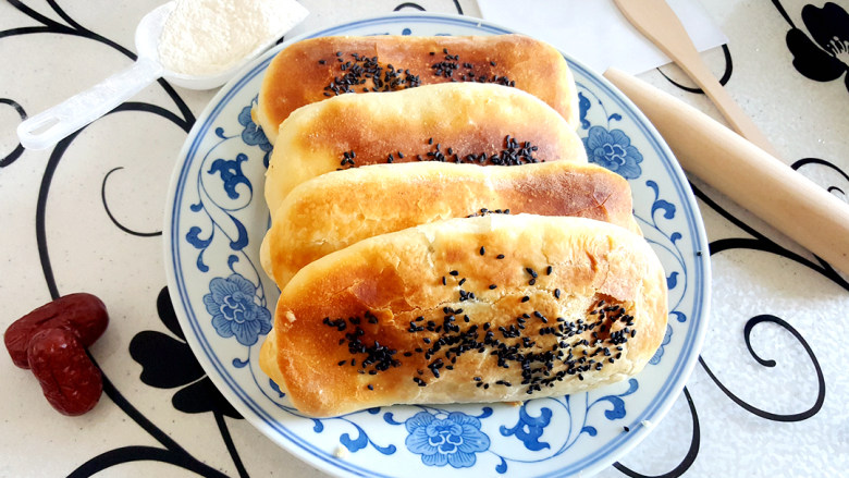 ☺油酥大饼☺,烤20分钟,取出。☺