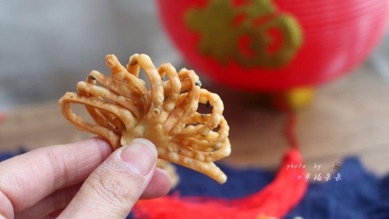 年味～花式炸麻叶,我还是喜欢扇形的，哈哈～漂亮极了！