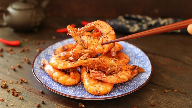 椒盐大虾,椒香酥脆,味道好棒!