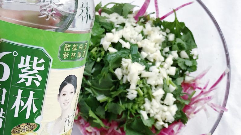 凉拌心里美:心花怒放之丝丝心动,白醋
