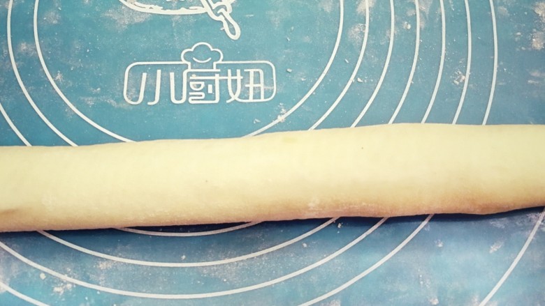 发面版酥烧饼(两种口味),用手整理一下