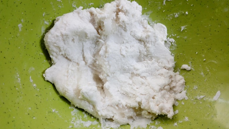 缤纷水果小汤圆,继续的,耐心的揉。