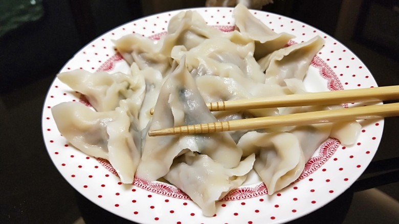 牛肉芹菜鸡蛋三角,成品图