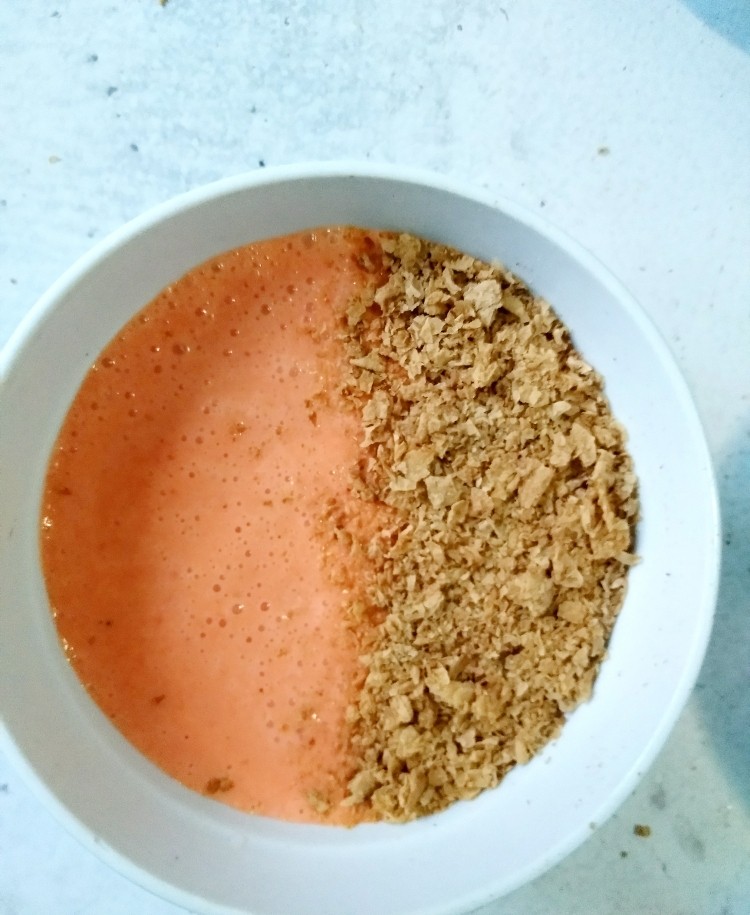 风靡欧洲的健康网红~橙色Smoothie Bowl,平铺一半澳洲即食<a style='color:red;display:inline-block;' href='/shicai/ 495'>燕麦</a>。