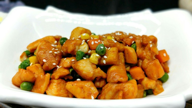 【快手下饭菜】豌豆炒鸡丁,近看,简单美味,下饭菜。