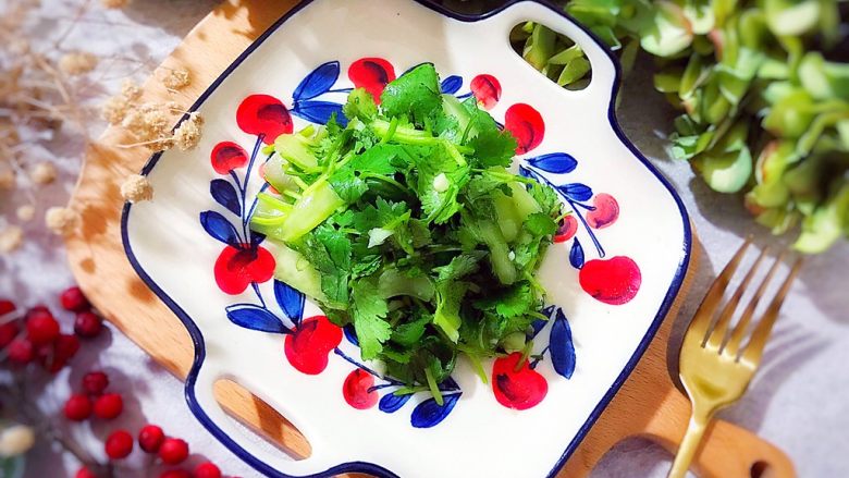 春之绿🌿の小清新*香菜拌青瓜,小清新,爽脆可口o((*^▽^*))o