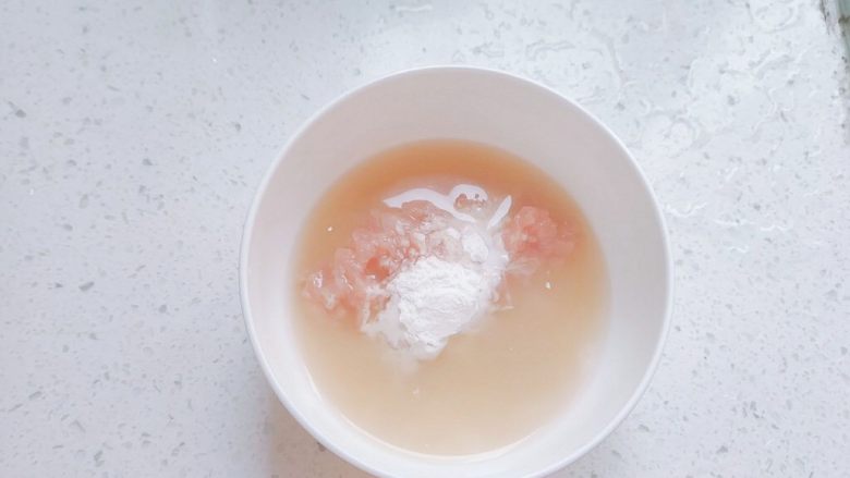 蒜香胡萝卜+西兰花+肉沫,加水,水可以稍微多一点。