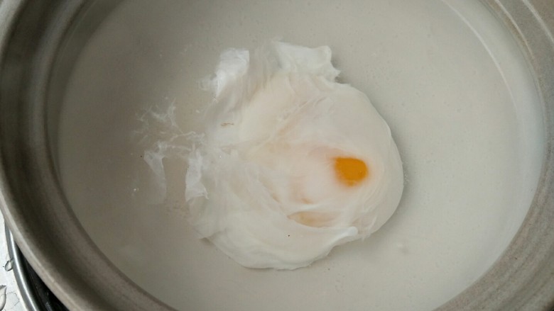 蛋满灌,可以加盖小火煮至费而不腾的状态。