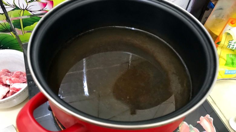升级版腌笃鲜~不一样的杭帮菜,煮适量清水