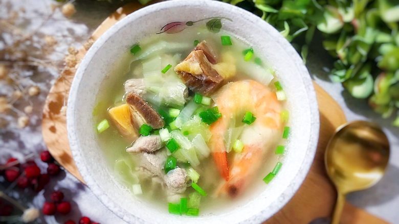 升级版腌笃鲜~不一样的杭帮菜,营养丰富,鲜美无比o((*^▽^*))o
