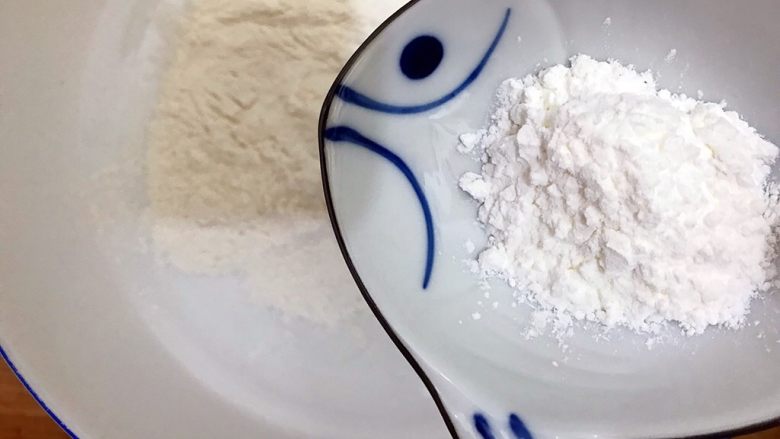 黑芝麻鸡蛋煎饼,营养全面超简单超快手!,加入淀粉