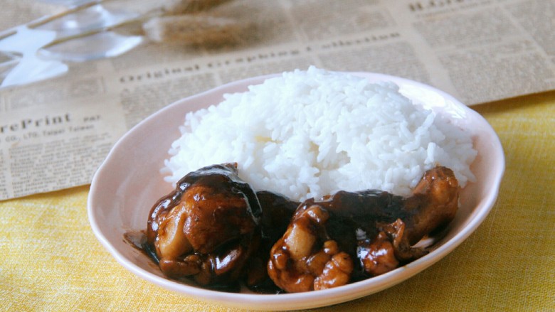 红烧鸡腿饭
