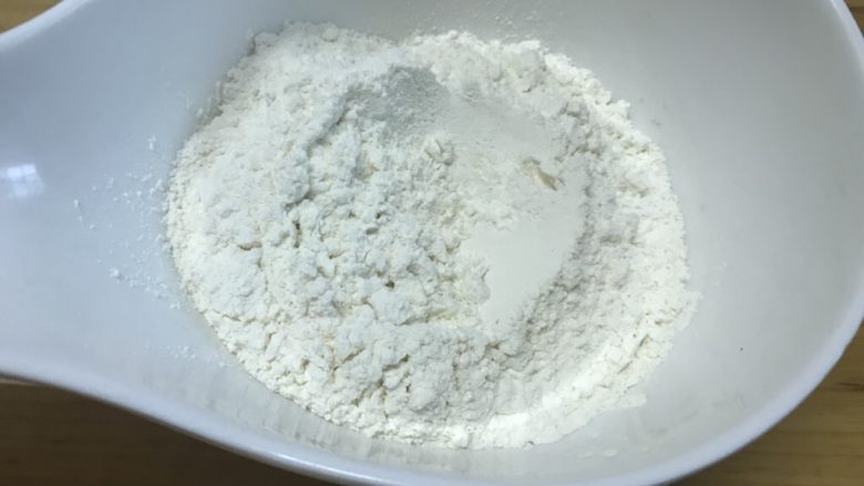 戚风蛋糕(后蛋法),另外称好低粉。
