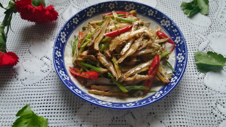 #下酒菜#炒白公鱼干,真的是香喷喷的呢,越嚼越带劲,最好的下酒菜哦。