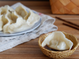 芹菜猪肉水饺