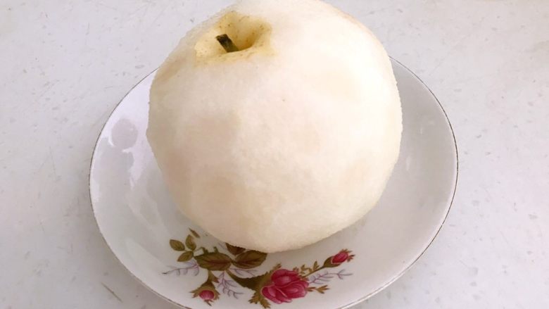 5分钟快手菜 柠香蜜汁拌双丝,给皇冠梨削皮