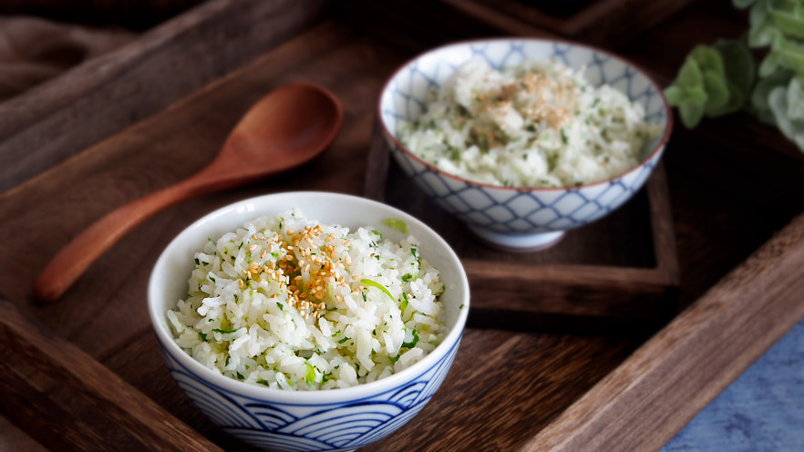 快手早餐—营养青菜饭