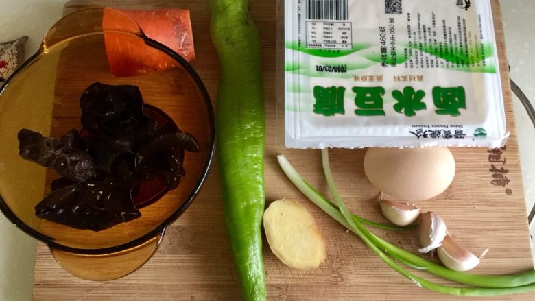 红墙绿瓦,墨走游龙➕阿晨家常豆腐,成品