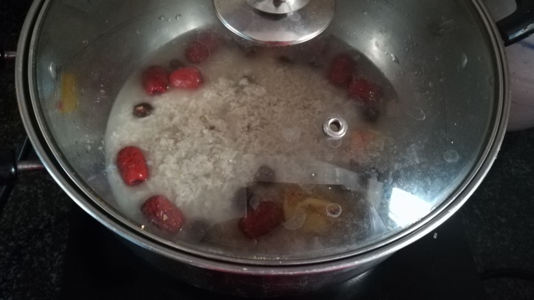 最滋阴补血的早餐,酒酿桂圆鸡蛋,盖盖煮