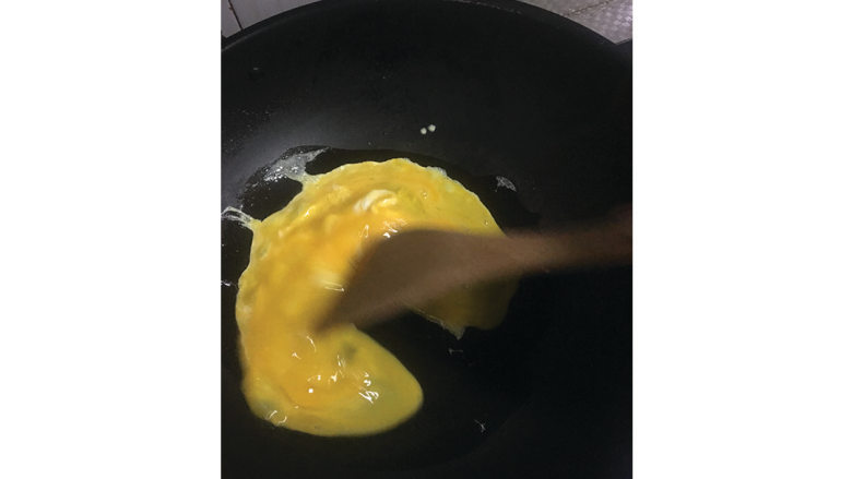 黄梨炒饭,往中间推