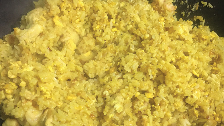 黄梨炒饭,便可以上菜