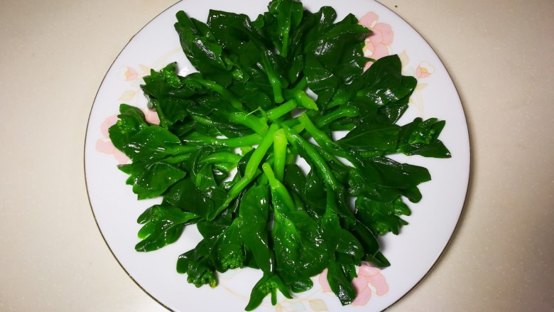 欣欣向荣香菇菜心,捞出来盛盘