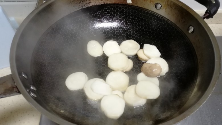 有眼不识金镶玉,翻炒片刻,让油均匀