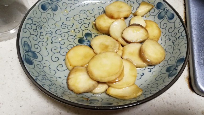 有眼不识金镶玉,大火收干水,杏鲍菇起锅,待用