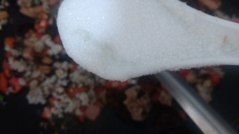 快手烧麦(营养简单),调味,加盐,糖,生抽,胡椒粉,味可稍重
